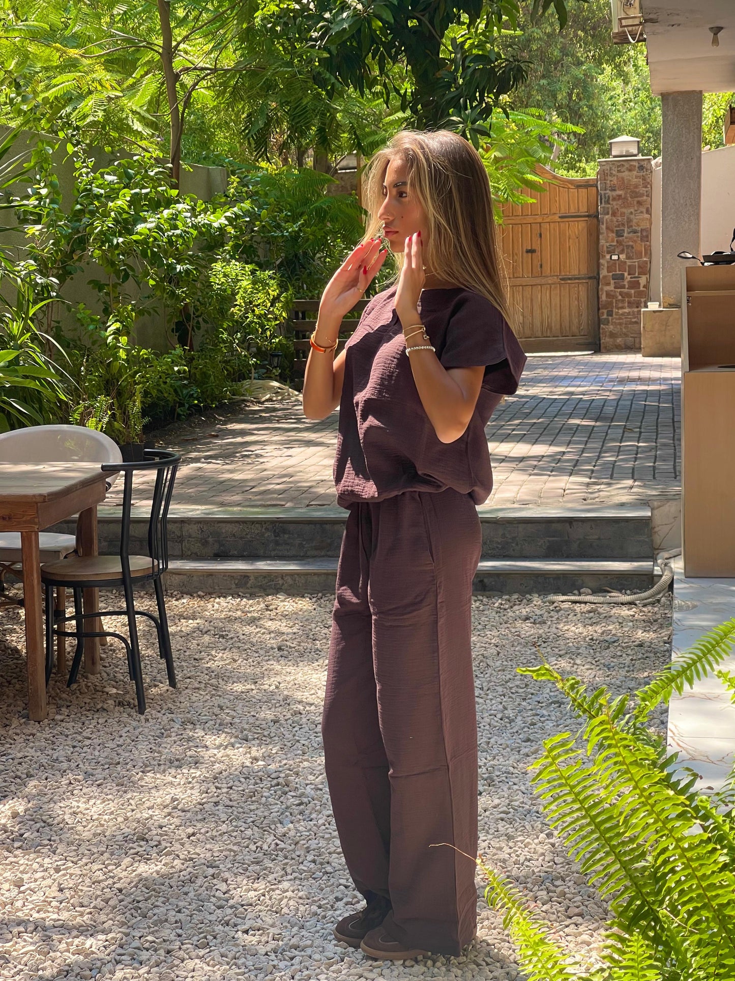 brown linen set